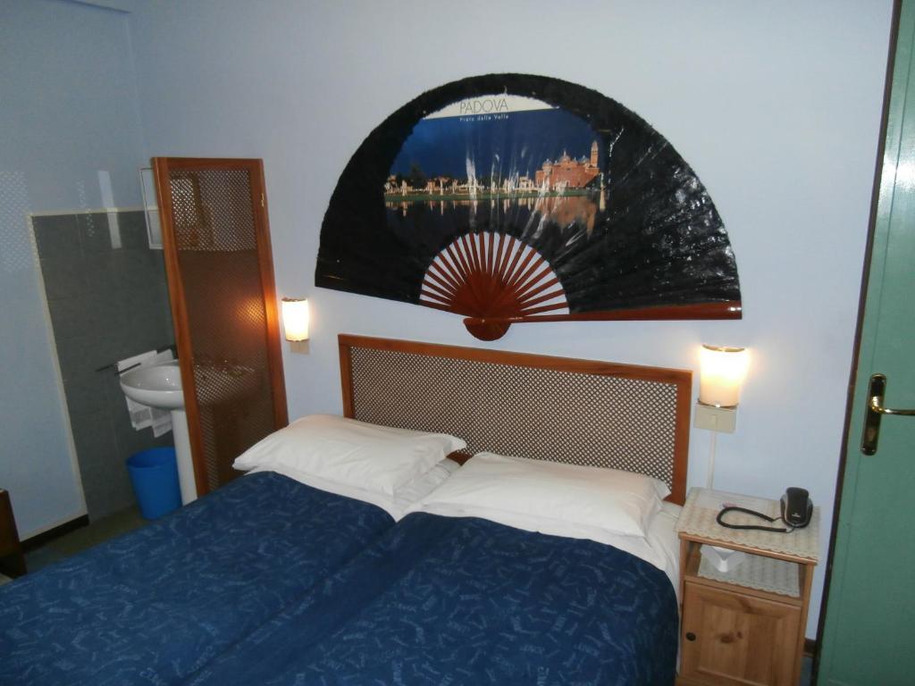 Albergo Junior Padwa Pokój zdjęcie