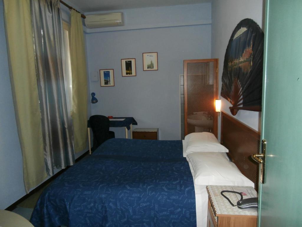 Albergo Junior Padwa Pokój zdjęcie
