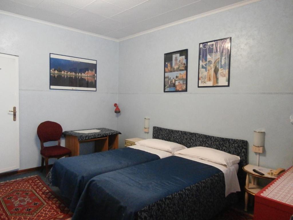 Albergo Junior Padwa Pokój zdjęcie